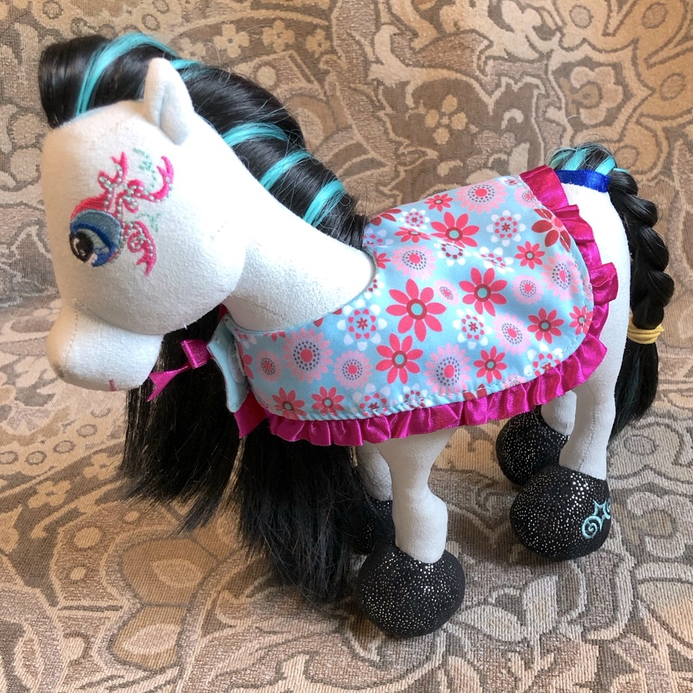 Manhattan Toy Pony Star Willow Stables Ellie Ann English Horse Plush Plushie